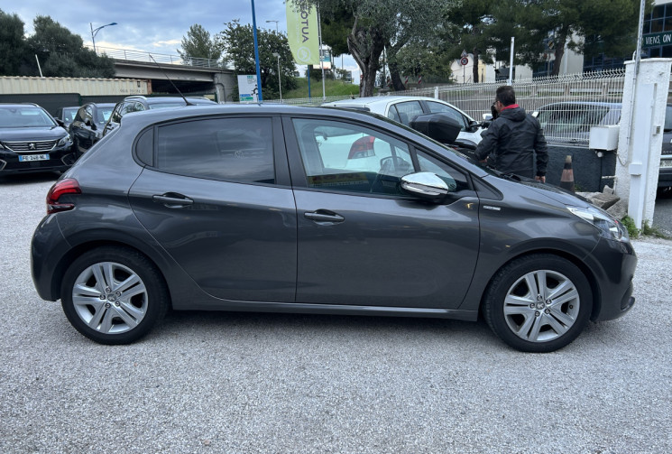 Peugeot 208 1.2 PureTech 82 Ch Style 5 portes
