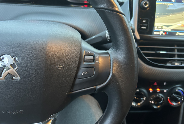 Peugeot 208 1.2 PureTech 82 Ch Style 5 portes