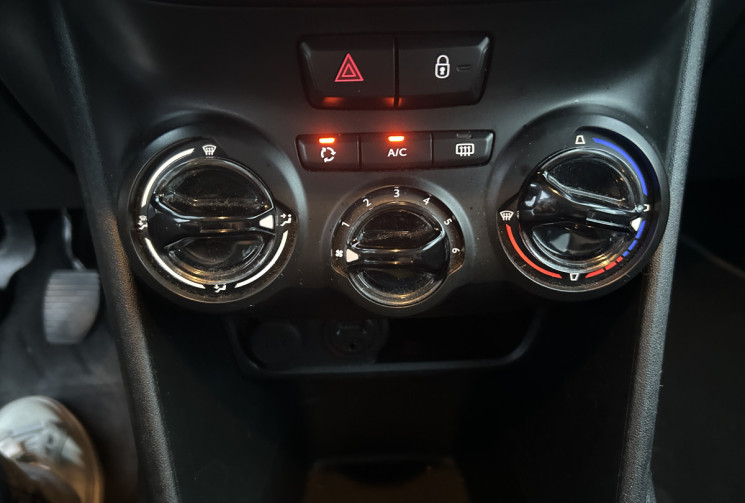 Peugeot 208 1.2 PureTech 82 Ch Style 5 portes