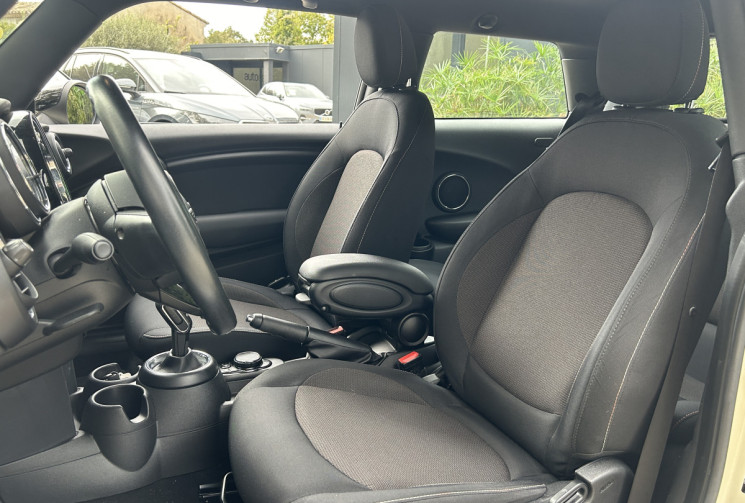 MINI MINI F56 COOPER D 116 / CHILI / GPS / CAR PLAY / CAMERA