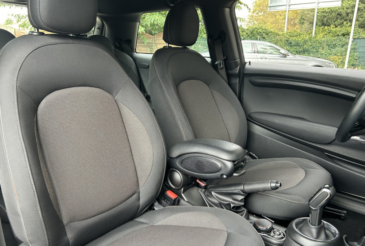 MINI MINI F56 COOPER D 116 / CHILI / GPS / CAR PLAY / CAMERA