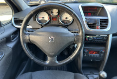 Peugeot 207 1.6 HDi 90 Sport Pack 5p / Courroie ok / Clim auto / Centralisation / 4 fenêtres élec