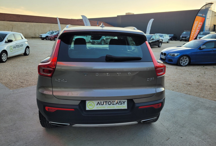 VOLVO Xc40 D3 2.0 TDi 16V Geartronic8 150 cv INSCRIPTION Boîte auto