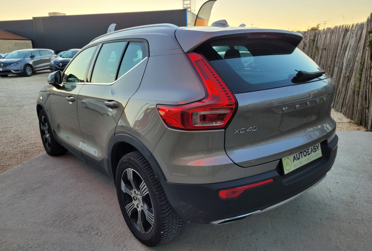 VOLVO Xc40 D3 2.0 TDi 16V Geartronic8 150 cv INSCRIPTION Boîte auto