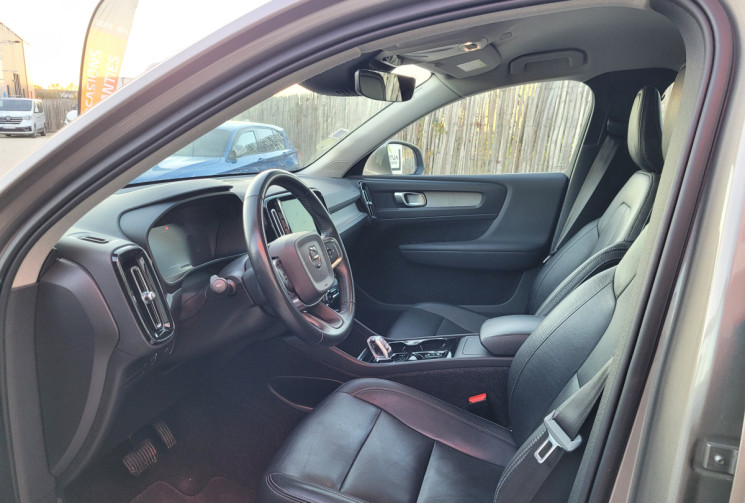 VOLVO Xc40 D3 2.0 TDi 16V Geartronic8 150 cv INSCRIPTION Boîte auto