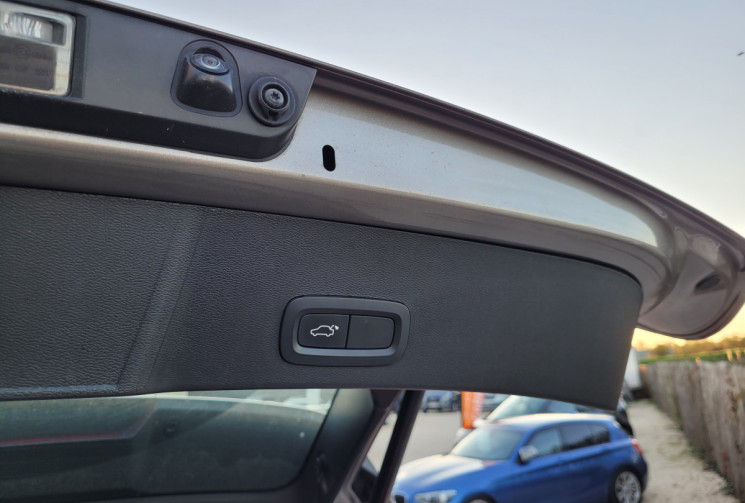 VOLVO Xc40 D3 2.0 TDi 16V Geartronic8 150 cv INSCRIPTION Boîte auto