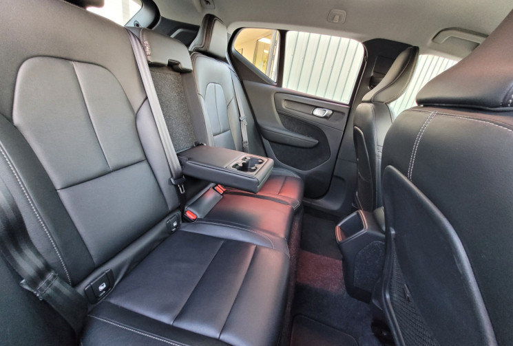 VOLVO Xc40 D3 2.0 TDi 16V Geartronic8 150 cv INSCRIPTION Boîte auto