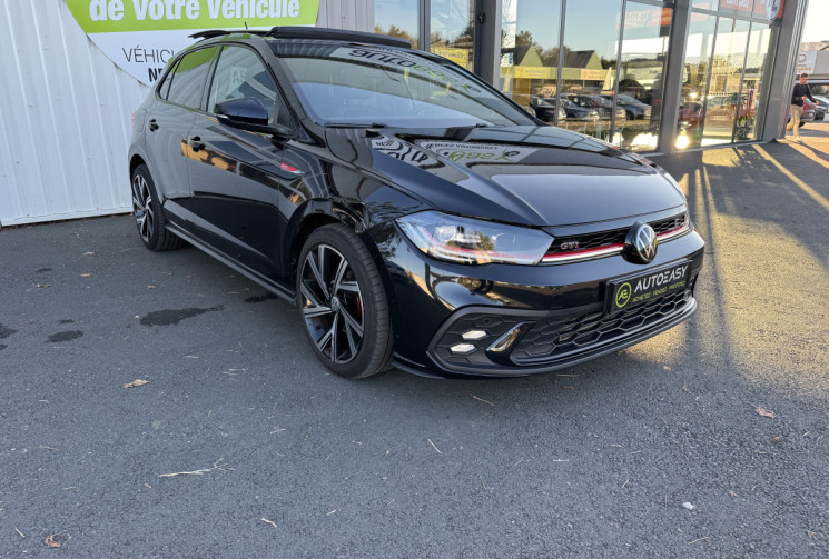 Volkswagen Polo 2.0 TSI 207CV GTI DSG7 / TOIT OUVRANT / SIEGES CHAUFFANTS / CAMERA DE RECUL