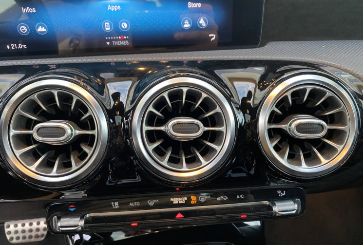 MERCEDES CLASSE A (W177) AMG LINE 180 1.3 Ti 16V 7G-DCT