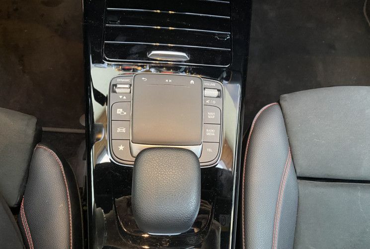 MERCEDES CLASSE A (W177) AMG LINE 180 1.3 Ti 16V 7G-DCT