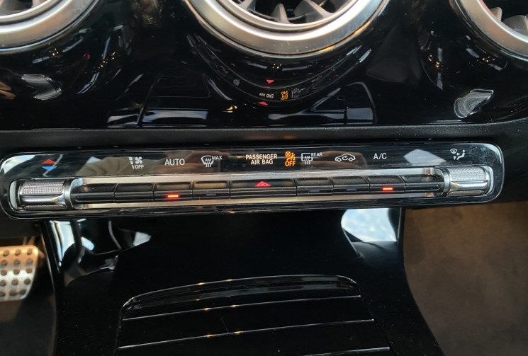 MERCEDES CLASSE A (W177) AMG LINE 180 1.3 Ti 16V 7G-DCT