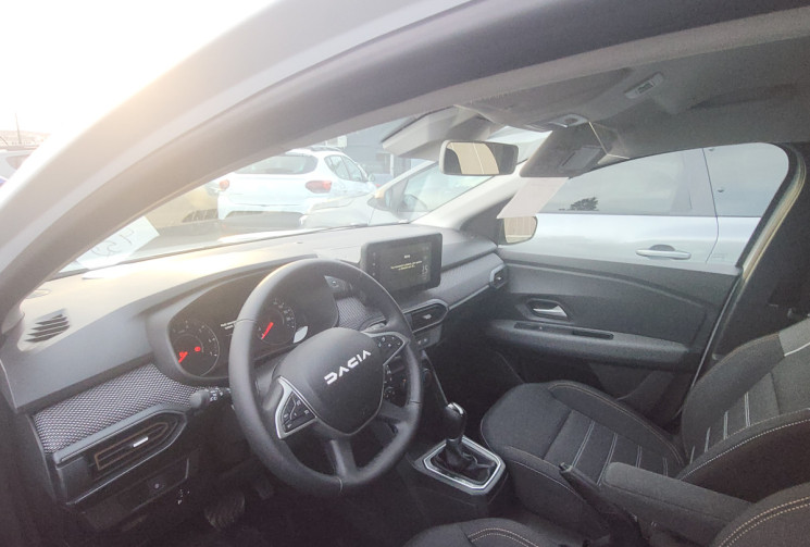 DACIA SANDERO STEPWAY CVT TCE 90 EXPRESSION Boîte Auto (Dispo Immédiate)