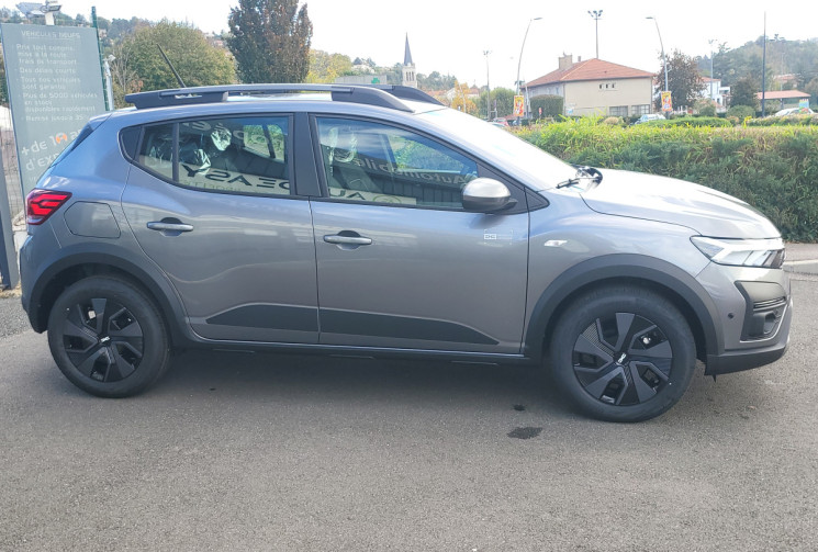 DACIA SANDERO STEPWAY ECO G 100 EXRPRESSION + Caméra, Full Options (Dispo Immédiate)