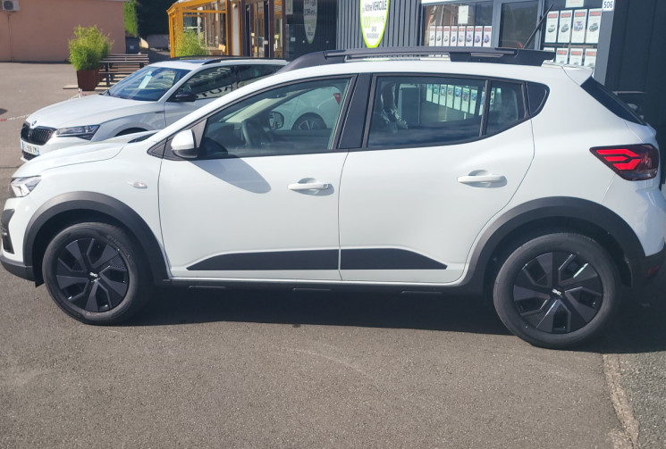 DACIA SANDERO STEPWAY ECO G 100 EXRPRESSION (Dispo Immédiate)