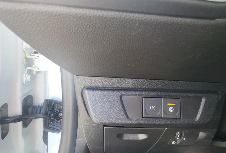 DACIA SANDERO STEPWAY ECO G 100 EXRPRESSION (Dispo Immédiate)