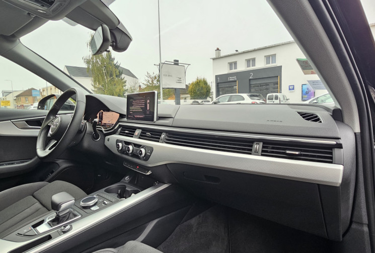 AUDI A4 40 TFSI 190 ch Business line S tronic 7
