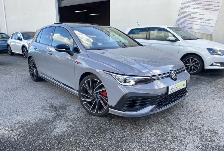 Volkswagen Golf VIII Hatchback GTI Clubsport 2.0 TSi  DSG7 300 CV --PAS DE MALUS--