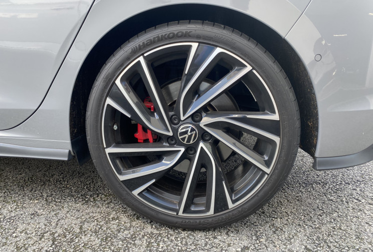 Volkswagen Golf VIII Hatchback GTI Clubsport 2.0 TSi  DSG7 300 CV --PAS DE MALUS--