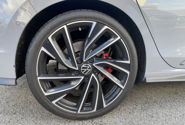 Volkswagen Golf VIII Hatchback GTI Clubsport 2.0 TSi  DSG7 300 CV --PAS DE MALUS--