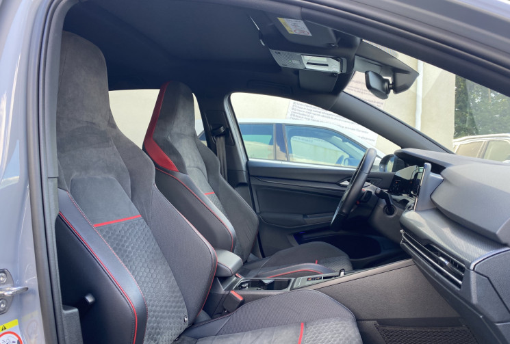 Volkswagen Golf VIII Hatchback GTI Clubsport 2.0 TSi  DSG7 300 CV --PAS DE MALUS--