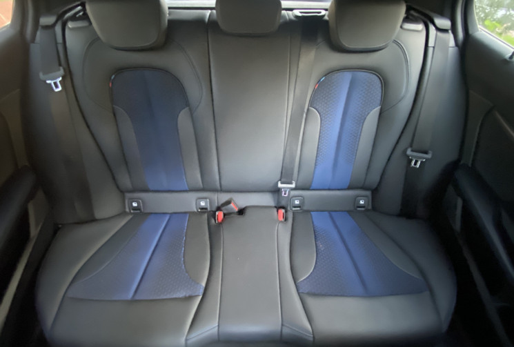 BMW Série 1 118i 136 CH M Sport  / Carplay / Caméra / Véhicule Français 