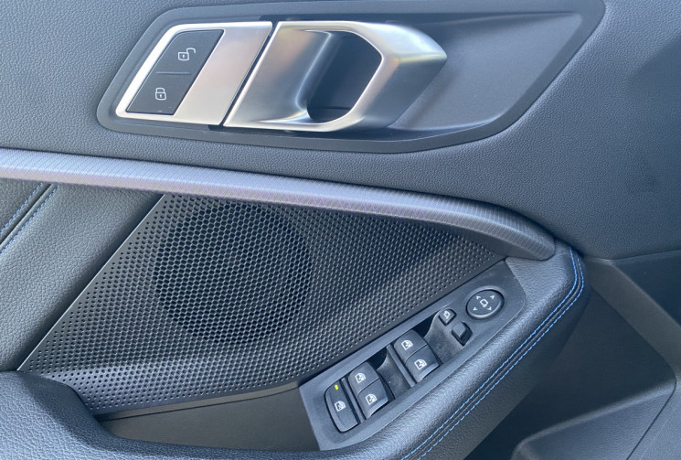 BMW Série 1 118i 136 CH M Sport  / Carplay / Caméra / Véhicule Français 
