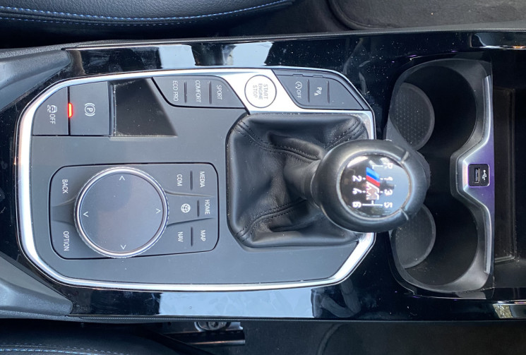 BMW Série 1 118i 136 CH M Sport  / Carplay / Caméra / Véhicule Français 