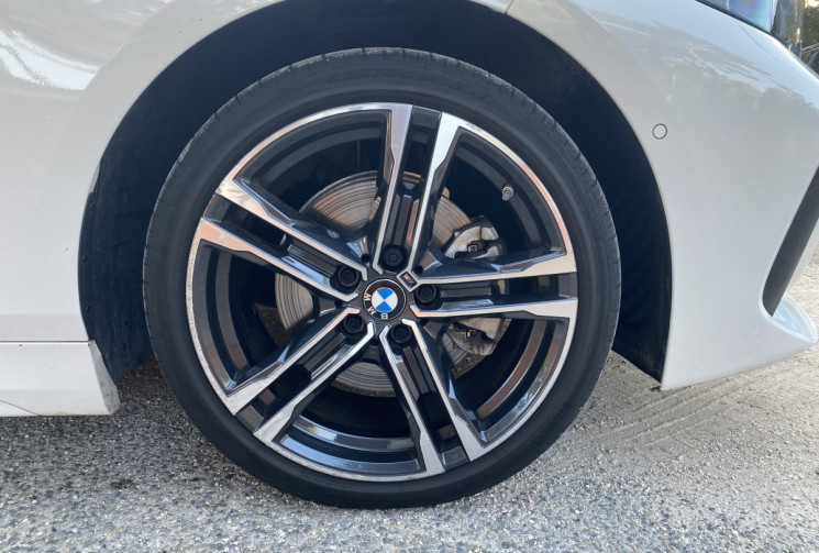 BMW Série 1 118i 136 CH M Sport  / Carplay / Caméra / Véhicule Français 