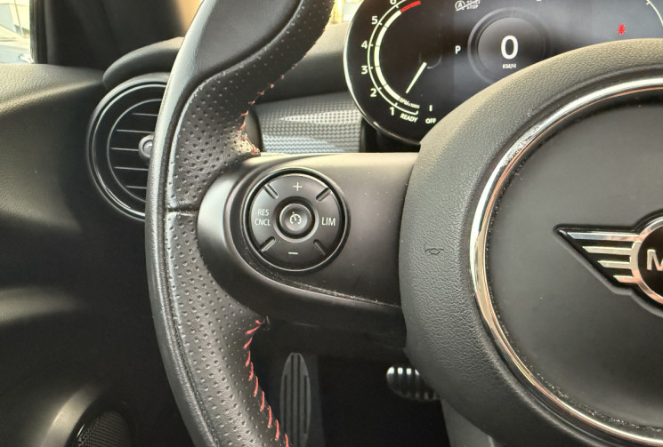 MINI MINI John Cooper Works 136 BV7 / CARPLAY