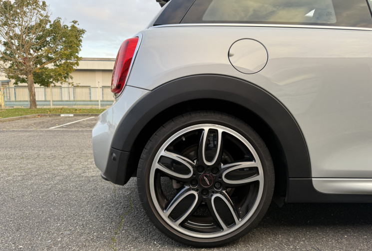 MINI MINI John Cooper Works 136 BV7 / CARPLAY
