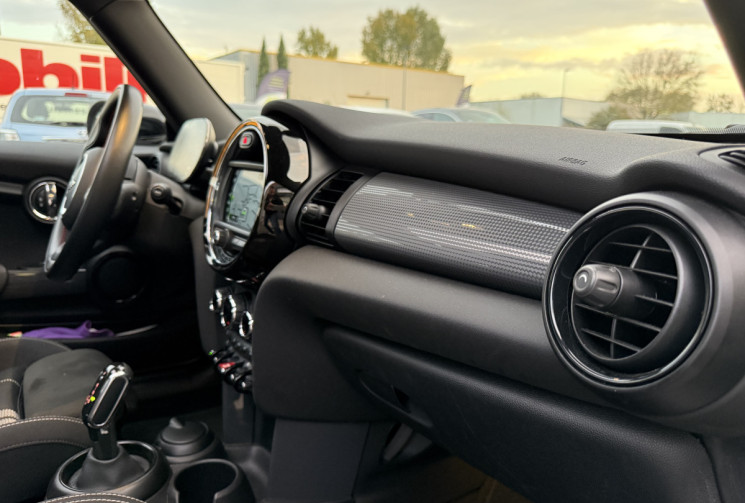 MINI MINI John Cooper Works 136 BV7 / CARPLAY
