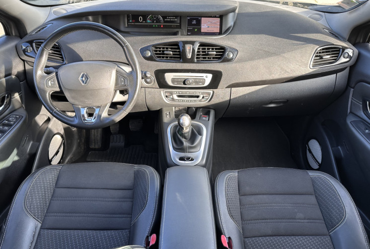 RENAULT GRAND SCENIC III Phase 2 1.2 TCe 132 cv - Bose - 7 Places 