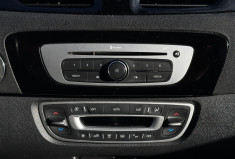 RENAULT GRAND SCENIC III Phase 2 1.2 TCe 132 cv - Bose - 7 Places 