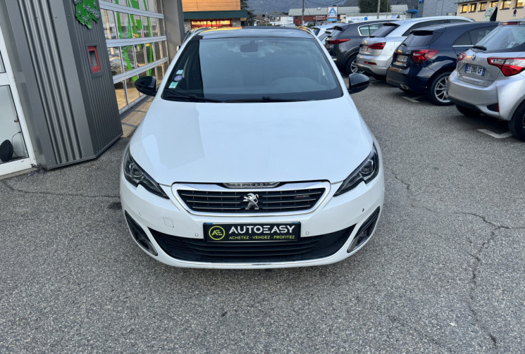 PEUGEOT 308 SW 1.2 e-THP 130 GT Line - Full options - état neuf
