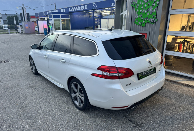PEUGEOT 308 SW 1.2 e-THP 130 GT Line - Full options - état neuf