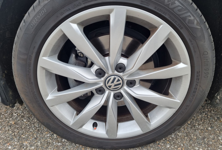VOLKSWAGEN GOLF 7 Carat 1.6 TDI 115ch * Carplay * sièges chauffants * Régulateur adaptatif 
