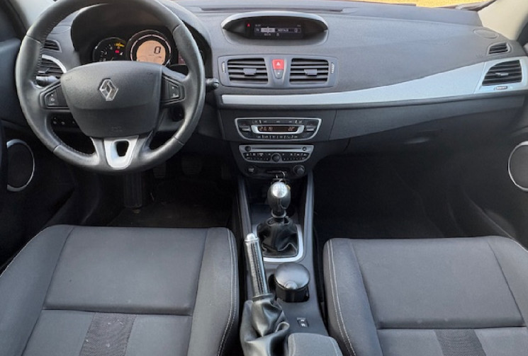 RENAULT MEGANE III Hatchback 1.5 dCi 110 FAP eco2 Dynamique 