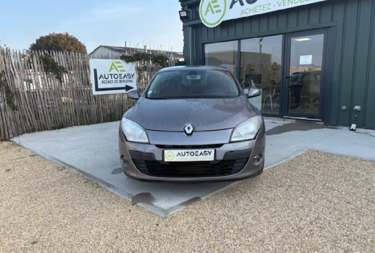 RENAULT MEGANE III Hatchback 1.5 dCi 110 FAP eco2 Dynamique 