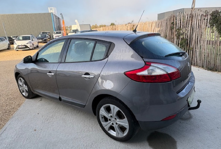 RENAULT MEGANE III Hatchback 1.5 dCi 110 FAP eco2 Dynamique 