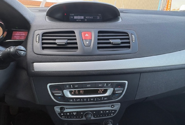 RENAULT MEGANE III Hatchback 1.5 dCi 110 FAP eco2 Dynamique 