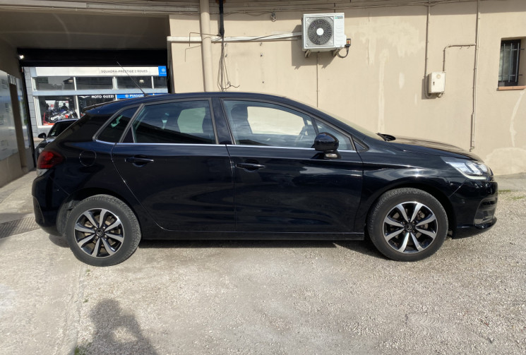 Citroën C4 BlueHDi 120 CH Millenium/ CARNET D'ENTRETIEN COMPLET