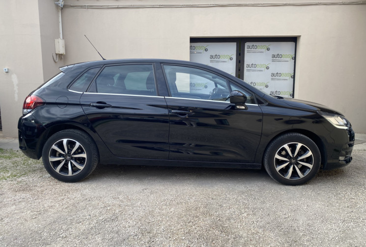 Citroën C4 BlueHDi 120 CH Millenium/ CARNET D'ENTRETIEN COMPLET