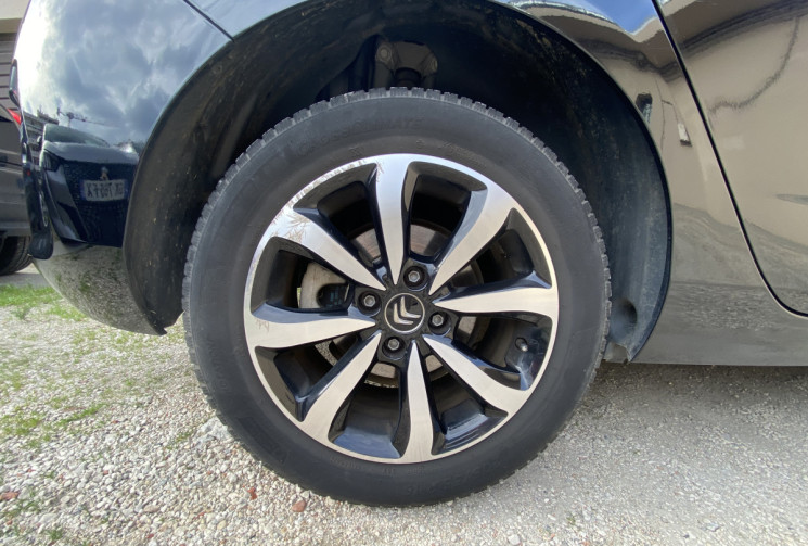 Citroën C4 BlueHDi 120 CH Millenium/ CARNET D'ENTRETIEN COMPLET