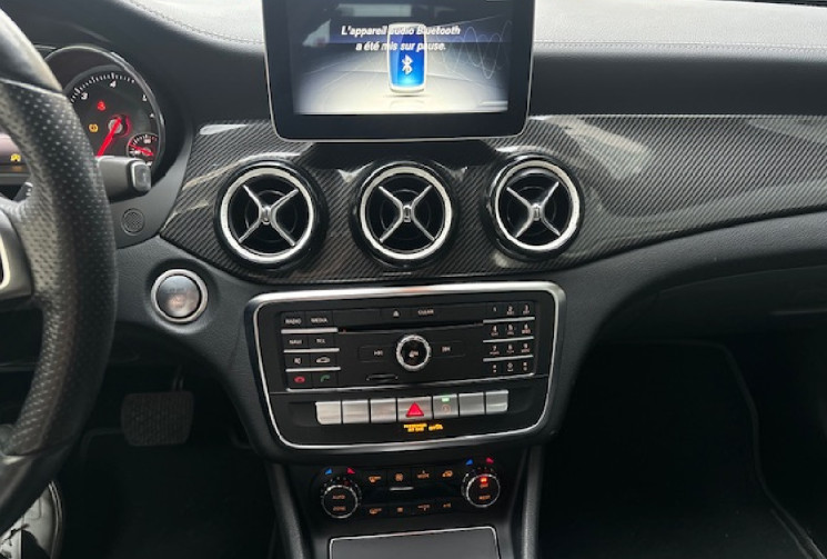 Mercedes GLA AMG starlight Edition 200d 136cv origine France 3eme main /  CAMERA AR / TOIT OUVRANT