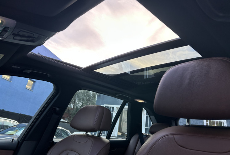 BMW X5 III (F15) xDrive30dA 3.0 258 Ch Luxury * TOIT OUVRANT * CAMERA * SIEGES CHAUFFANTS
