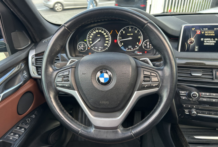 BMW X5 III (F15) xDrive30dA 3.0 258 Ch Luxury * TOIT OUVRANT * CAMERA * SIEGES CHAUFFANTS