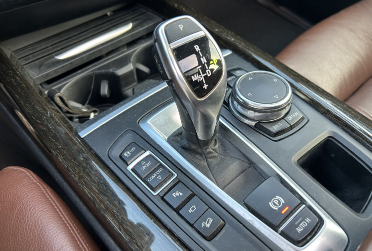 BMW X5 III (F15) xDrive30dA 3.0 258 Ch Luxury * TOIT OUVRANT * CAMERA * SIEGES CHAUFFANTS