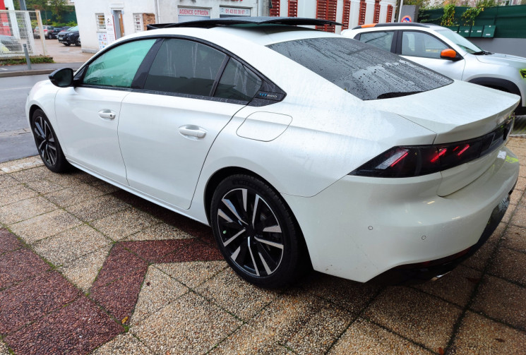 PEUGEOT 508 Hybrid 225 e-EAT8 GT Pack 