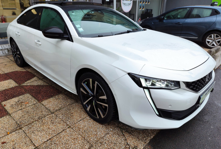 PEUGEOT 508 Hybrid 225 e-EAT8 GT Pack 