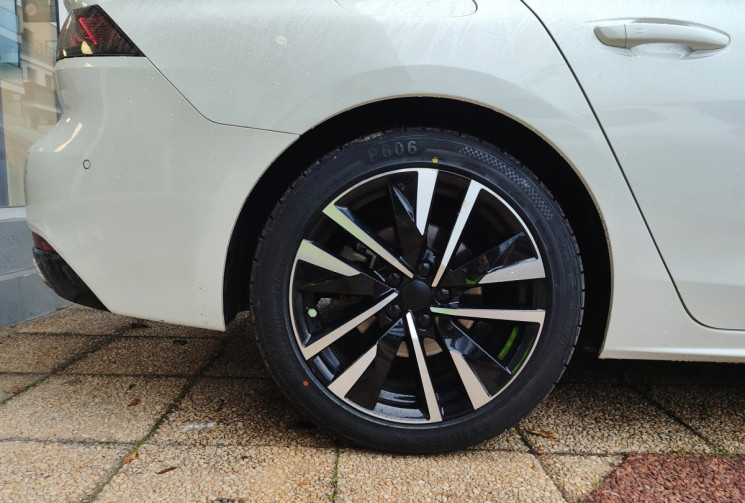 PEUGEOT 508 Hybrid 225 e-EAT8 GT Pack 